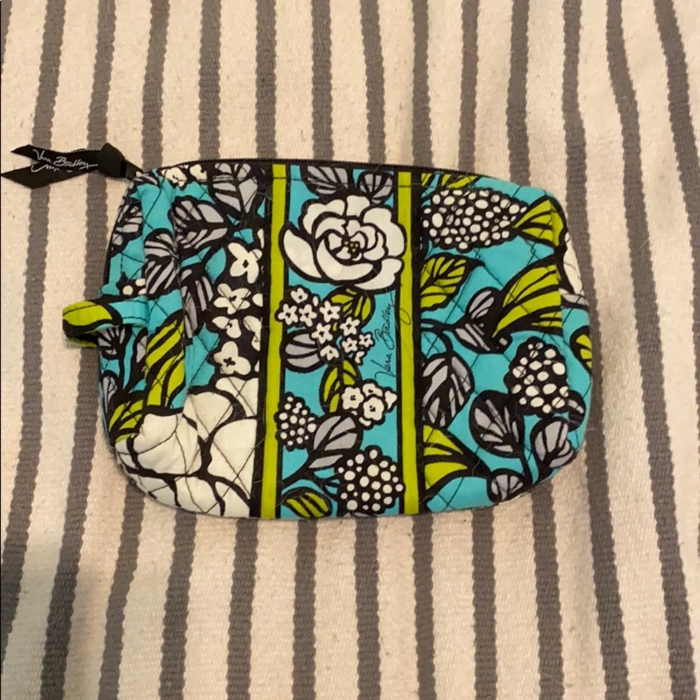Small Vera Bradley make up bag